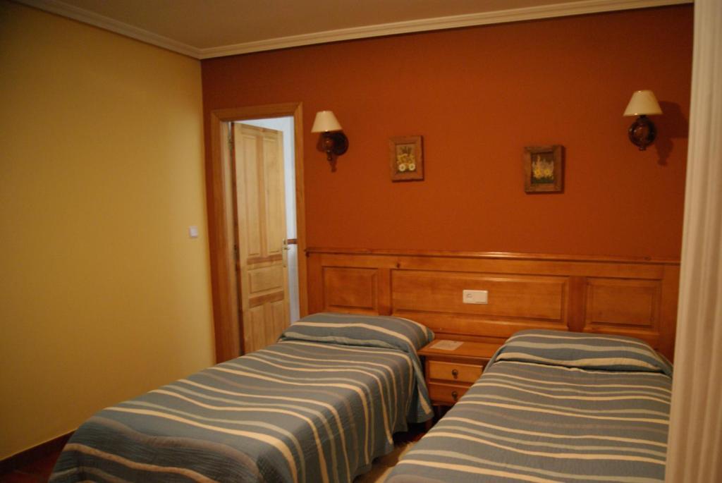 Hotel Garganta del Cares Poncebos Habitación foto