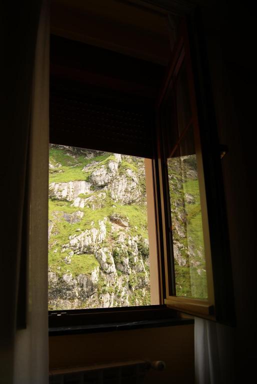 Hotel Garganta del Cares Poncebos Habitación foto